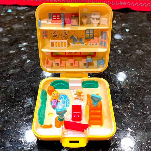 polly pocket Other - BLUEBIRD POLLY POCKET MIDGE’S PLAY SCHOOL / MIDGE’S NURSERY SCHOOL/baby/ girl